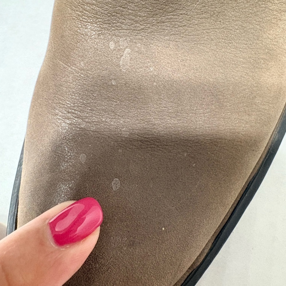 Women's Born Taupe Knee-High Nubuck Leather Boots.‎ Soft Fleece Insulation. Zip - Picture 15 of 16